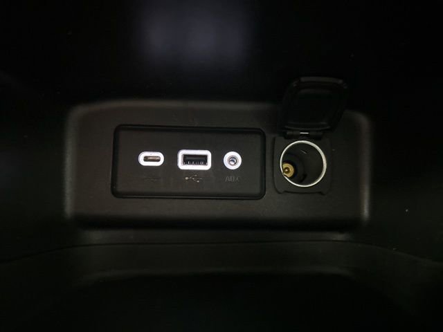 Used 2023 Chevrolet Equinox LS w/ LS Convenience Package image 18