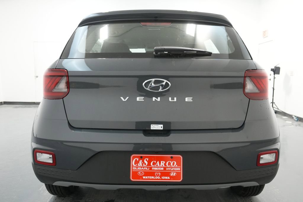 New 2026 Hyundai Venue SE image 7