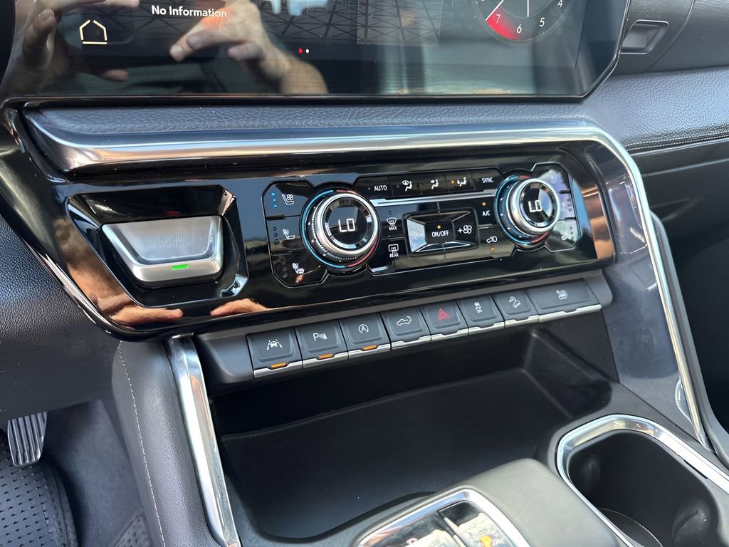 Used 2023 GMC Sierra 1500 Denali w/ Denali Reserve Package image 36