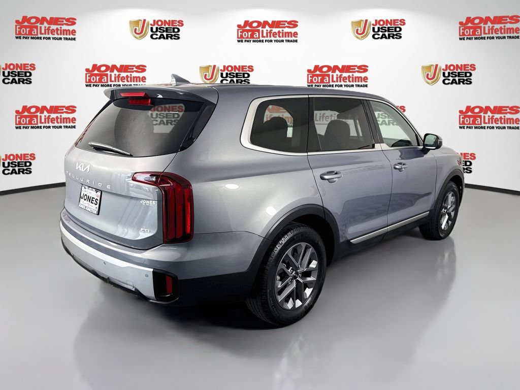 Used 2024 Kia Telluride LX AWD/4WD image 17