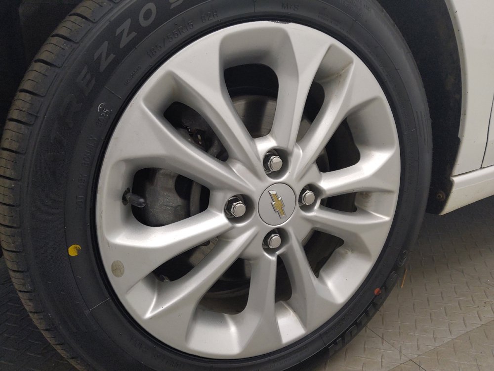 Used 2021 Chevrolet Spark LT FWD image 31