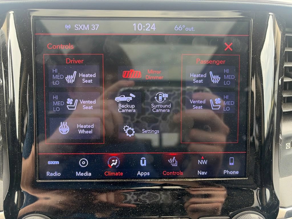 Used 2019 RAM 1500 Laramie AWD/4WD image 21