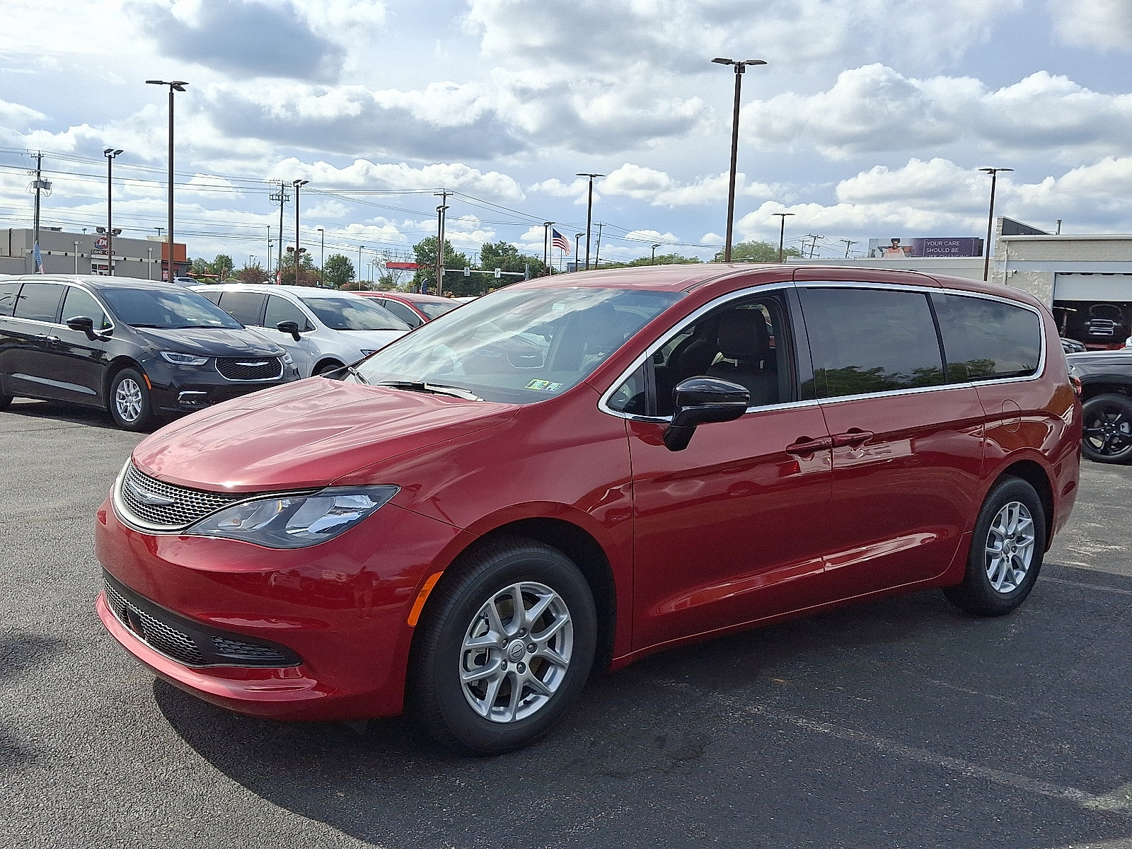 New 2026 Chrysler Voyager LX image 4