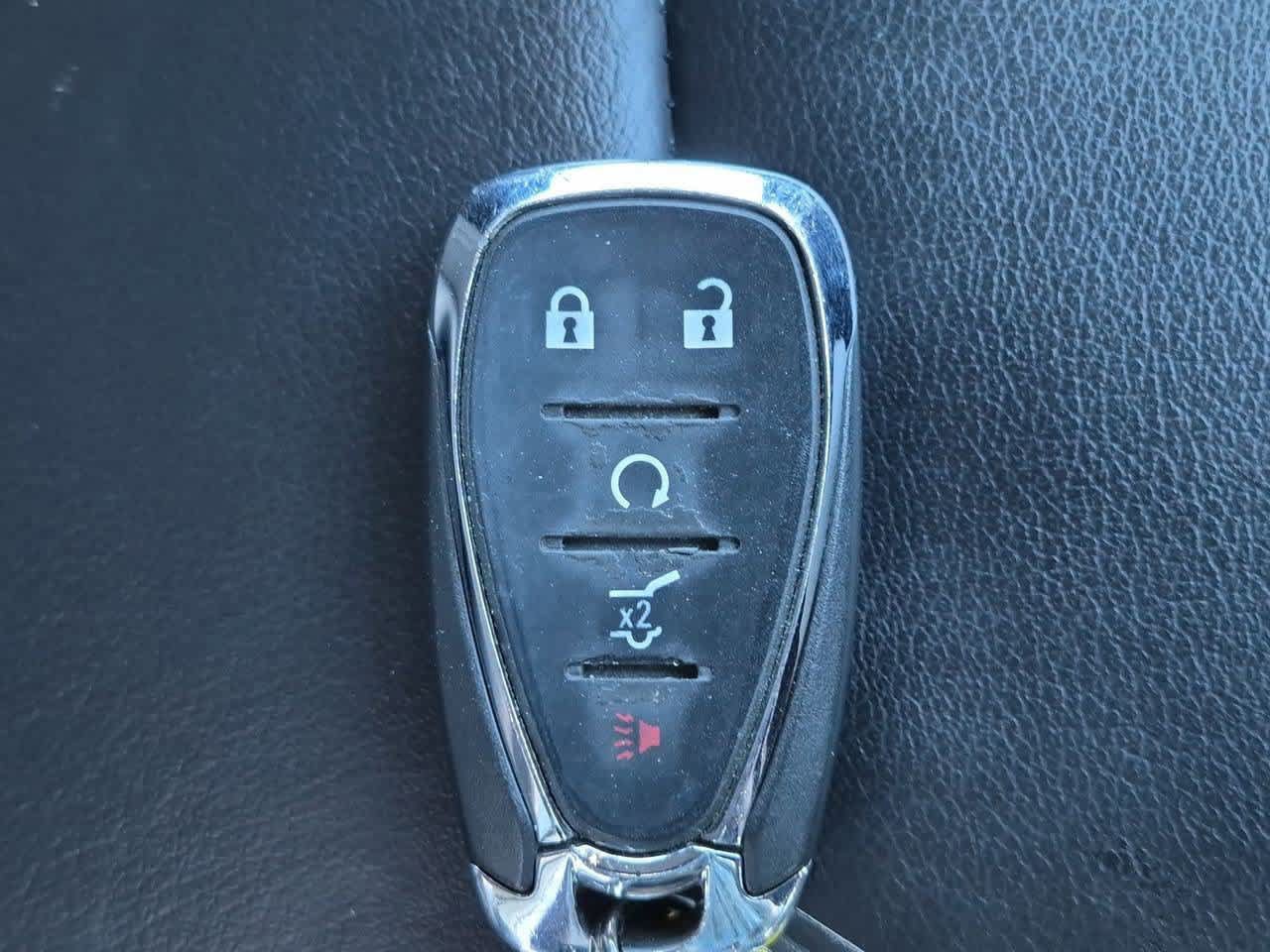 Used 2018 Chevrolet Traverse LT AWD/4WD image 38
