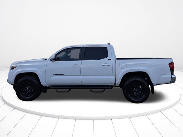 Used 2022 Toyota Tacoma SR5 RWD image 6