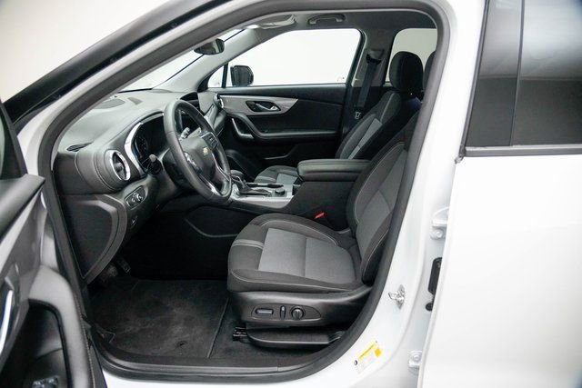 Used 2025 Chevrolet Blazer LT image 22