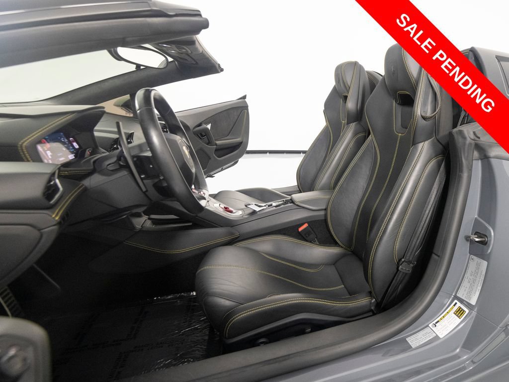 Used 2016 Lamborghini Huracan LP 610-4 AWD/4WD image 11