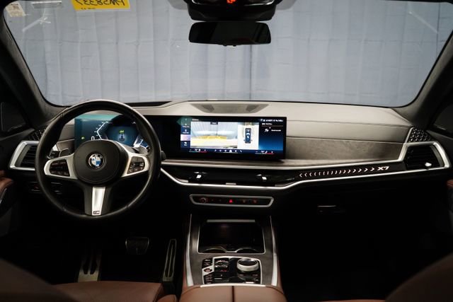 Used 2024 BMW X7 xDrive40i w/ Executive Package AWD/4WD image 17