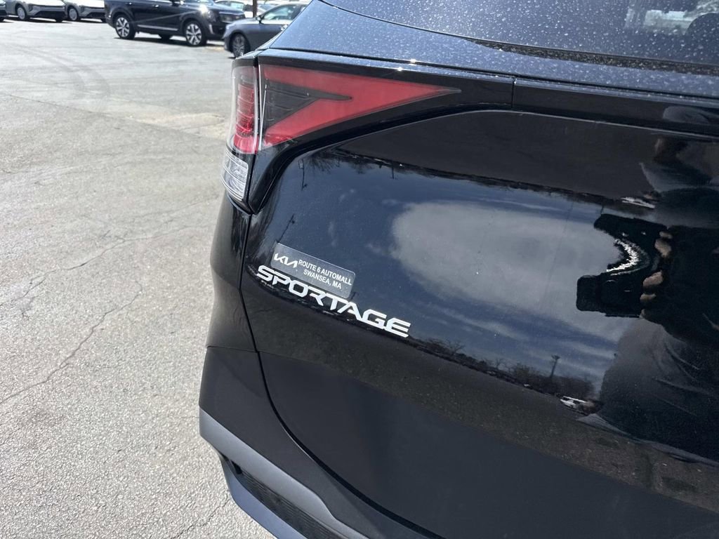 Used 2023 Kia Sportage X-Line w/ X-Line Premium Package image 5