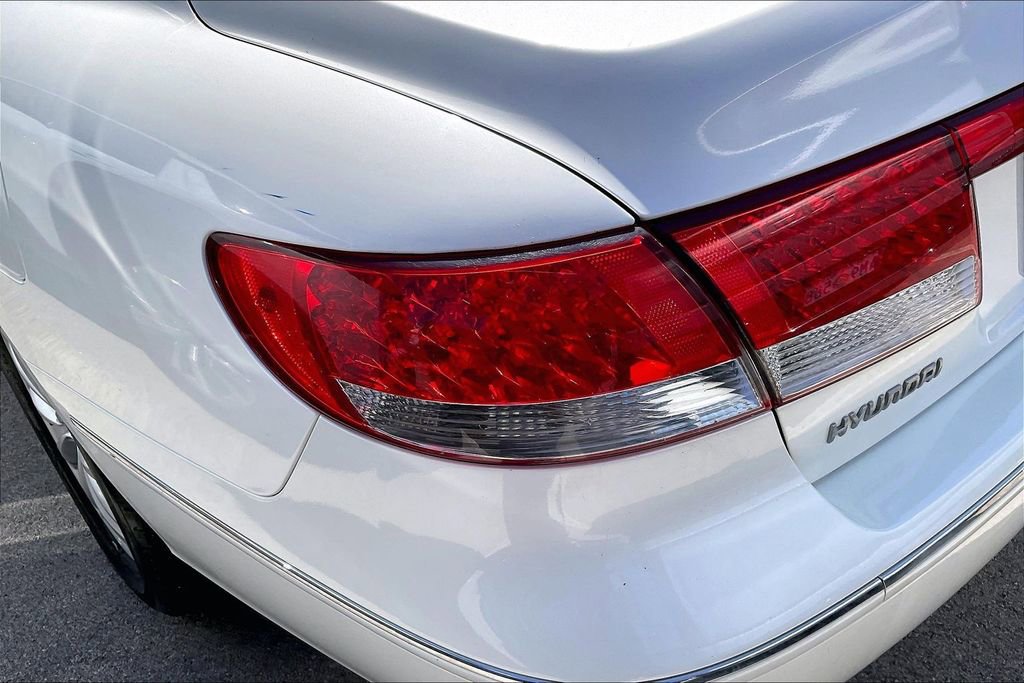 Used 2006 Hyundai Azera SE image 32