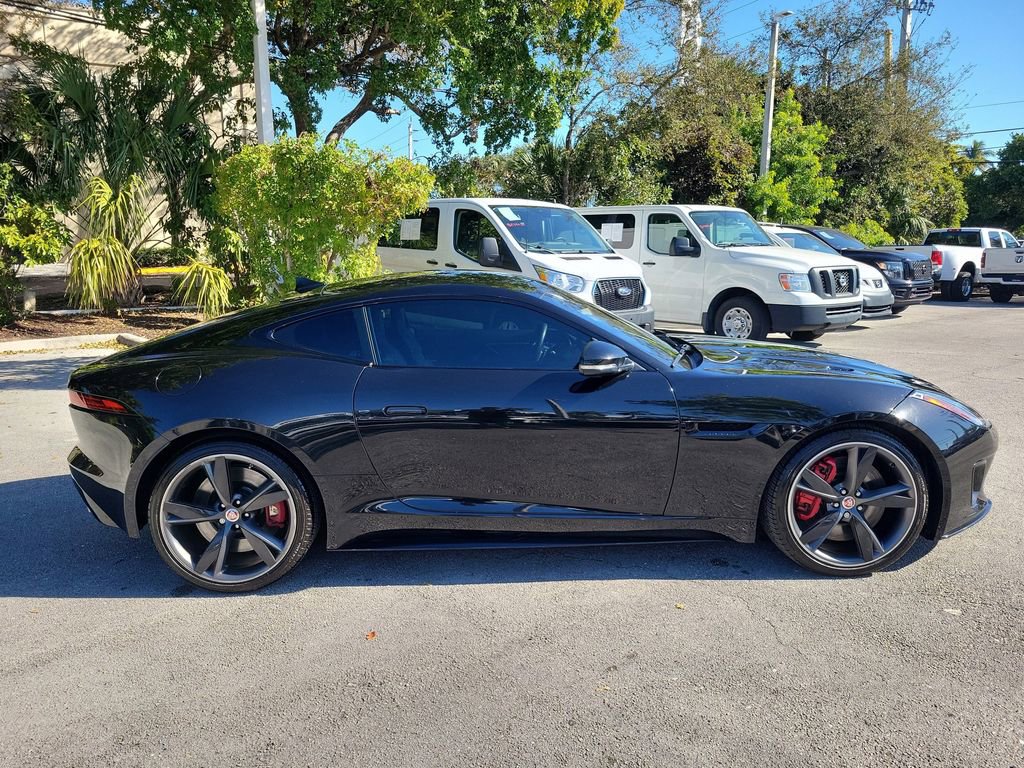 Used 2018 Jaguar F-TYPE R-Dynamic image 9