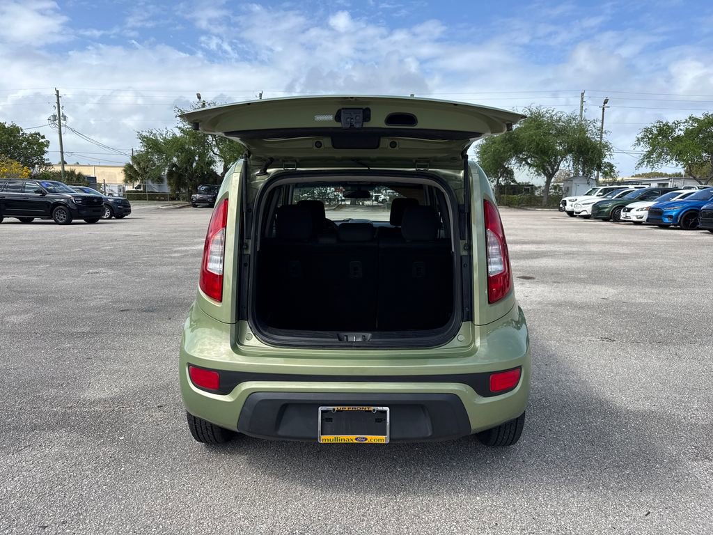 Used 2013 Kia Soul image 23