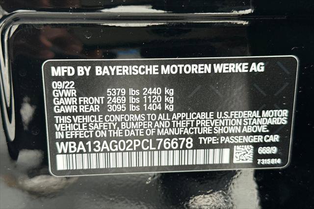Used 2023 BMW 530e w/ Premium Package image 27