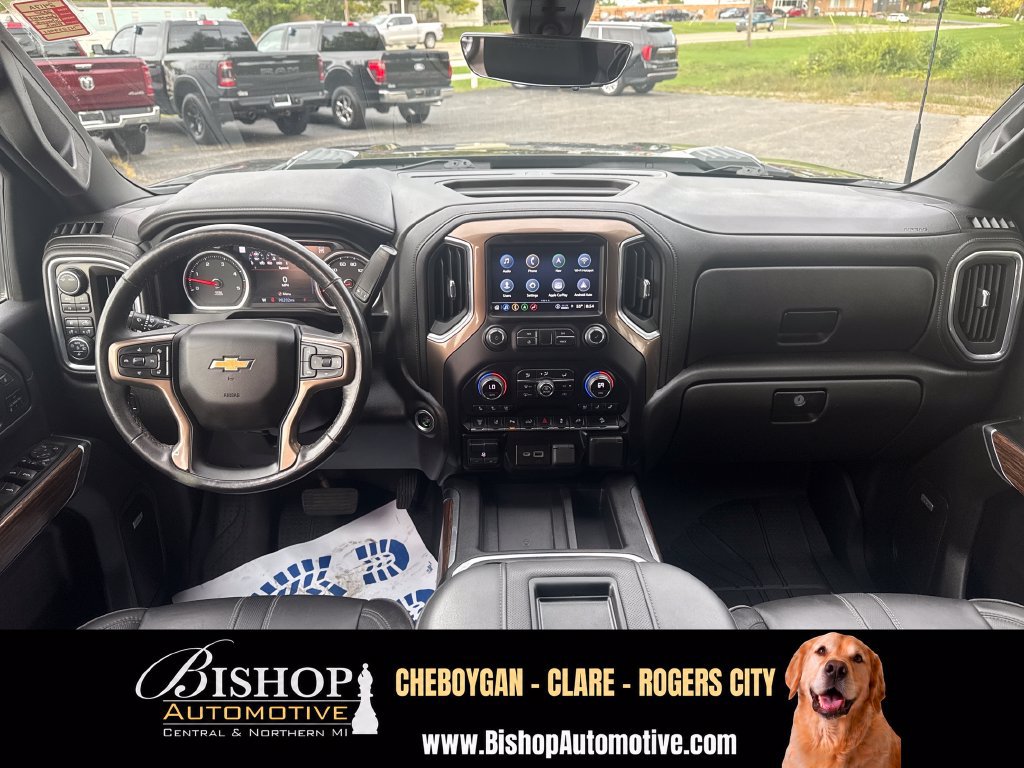 Used 2022 Chevrolet Silverado 3500 High Country w/ Z71 Off-Road Package AWD/4WD image 3