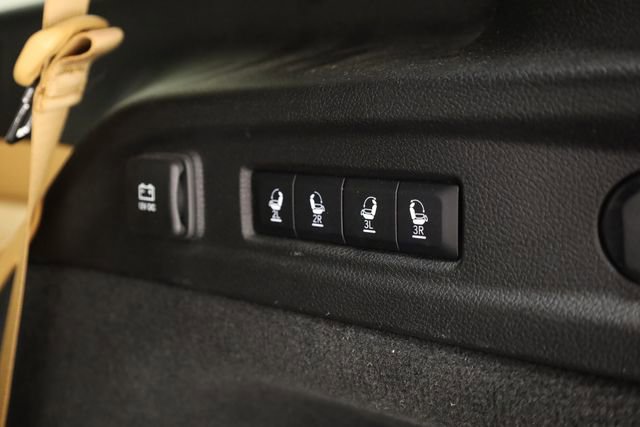 Used 2023 Jeep Grand Cherokee L Summit w/ Luxury Tech Group V AWD/4WD image 38