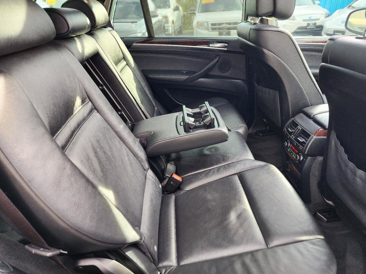 Used 2012 BMW X5 xDrive35d image 32