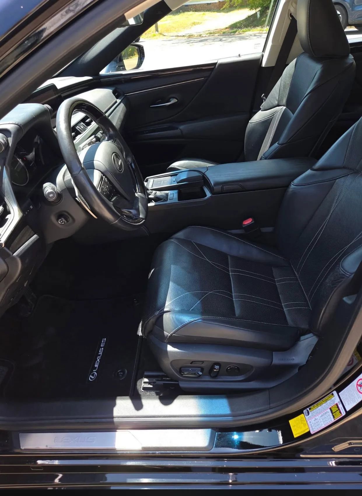 Used 2019 Lexus ES 350 w/ Accessory Package 2 FWD image 11