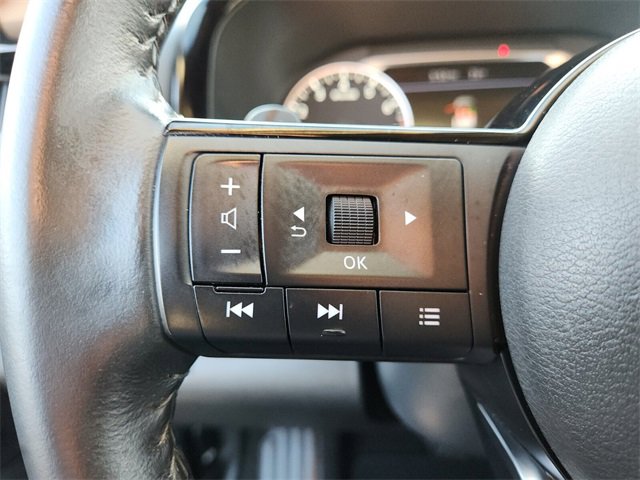 Certified 2022 Nissan Pathfinder SV image 24