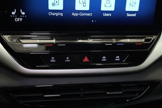 Used 2023 Volkswagen ID.4 Pro S Plus image 22