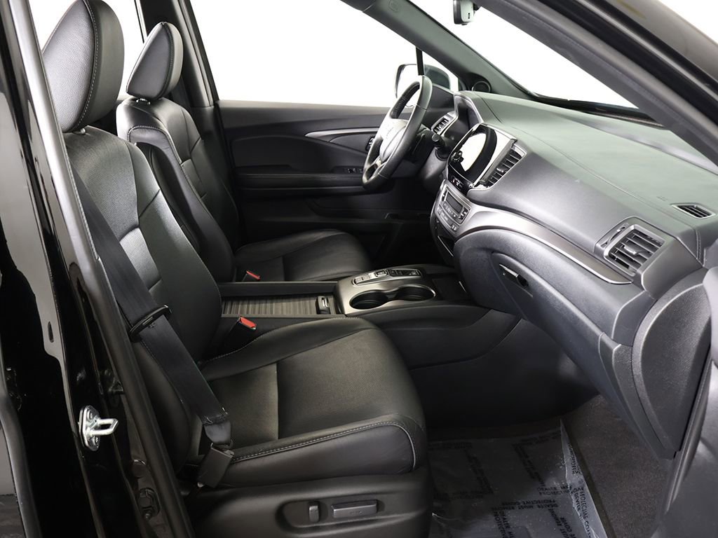 Used 2023 Honda Passport EX-L image 34