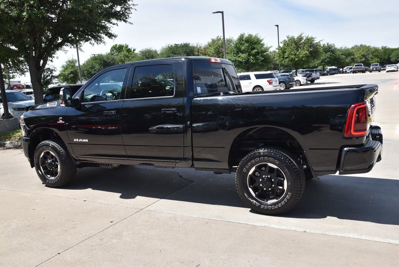 Used 2026 RAM 2500 Laramie AWD/4WD image 11