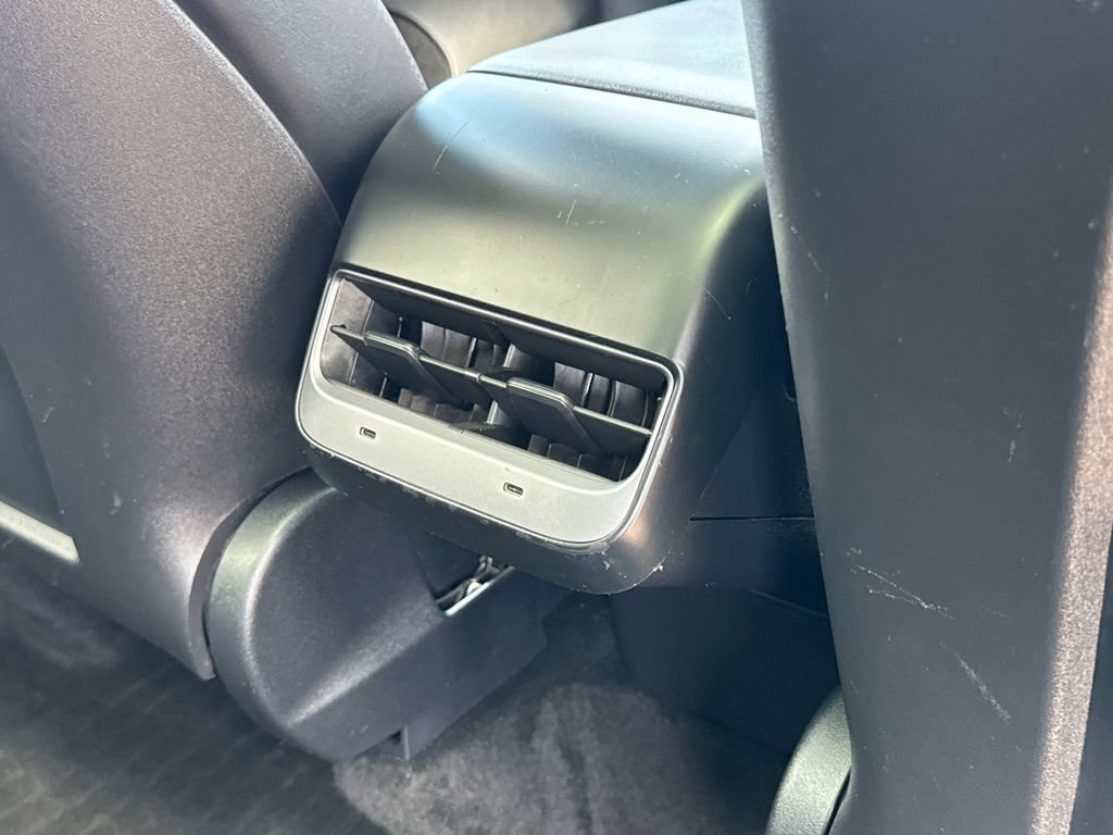 Used 2023 Tesla Model Y Long Range AWD/4WD image 19