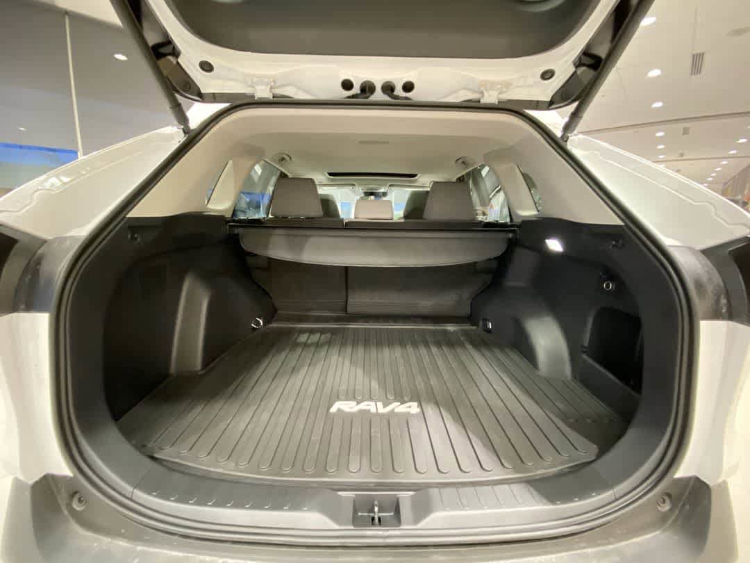 Certified 2025 Toyota RAV4 XLE w/ Convenience Package image 26