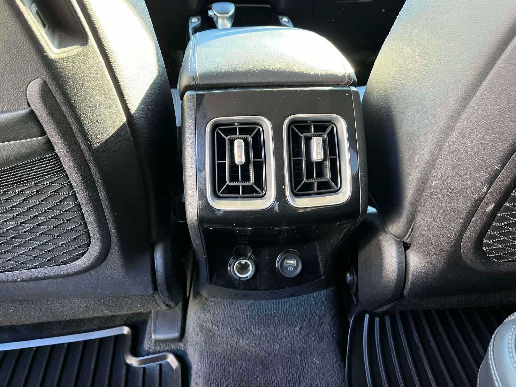 Used 2022 Kia Sorento SX Prestige AWD/4WD image 4