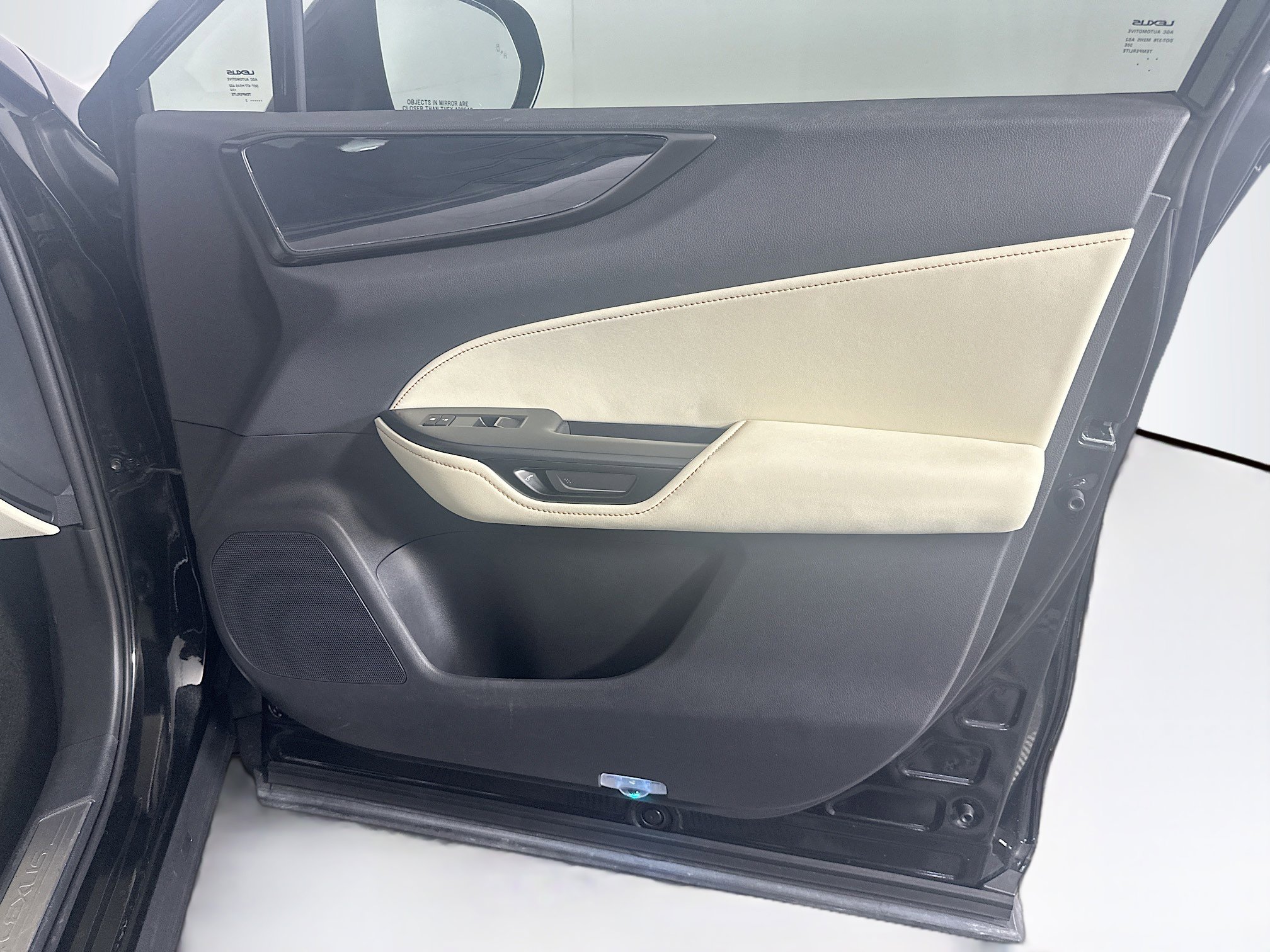 Used 2024 Lexus NX 250 FWD image 35
