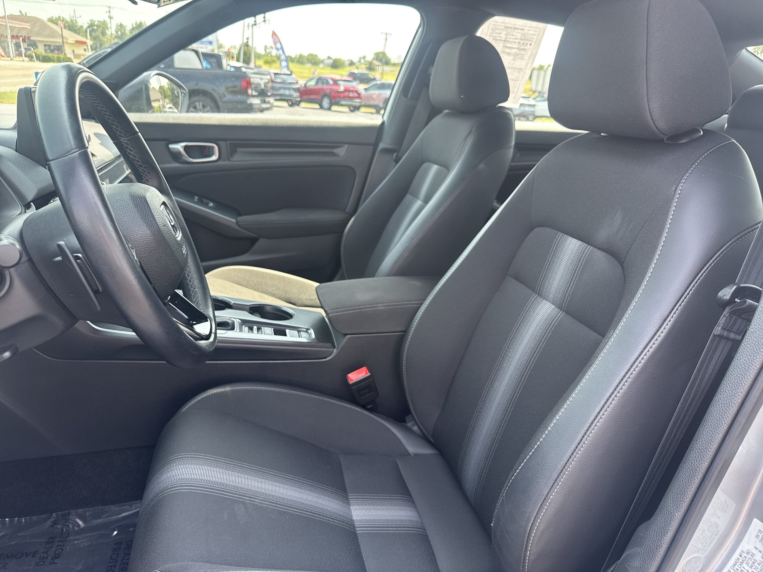 Used 2025 Honda Civic Sport image 3