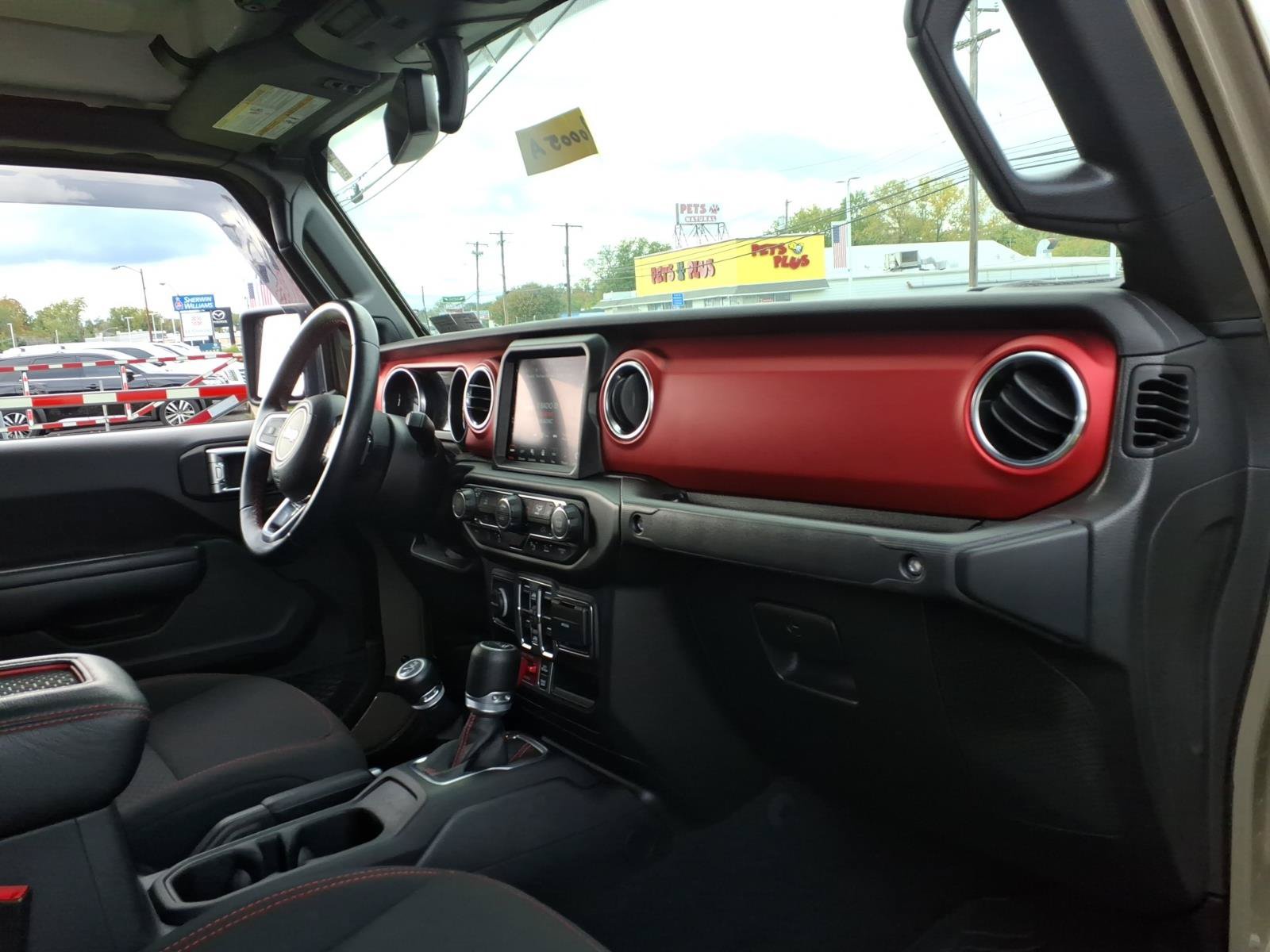 Used 2020 Jeep Gladiator Rubicon AWD/4WD image 14