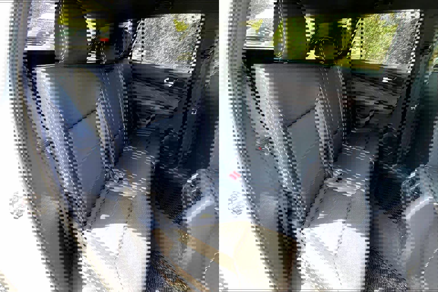 Certified 2023 Volkswagen Atlas Cross Sport SE w/ Black Wheel Package image 20