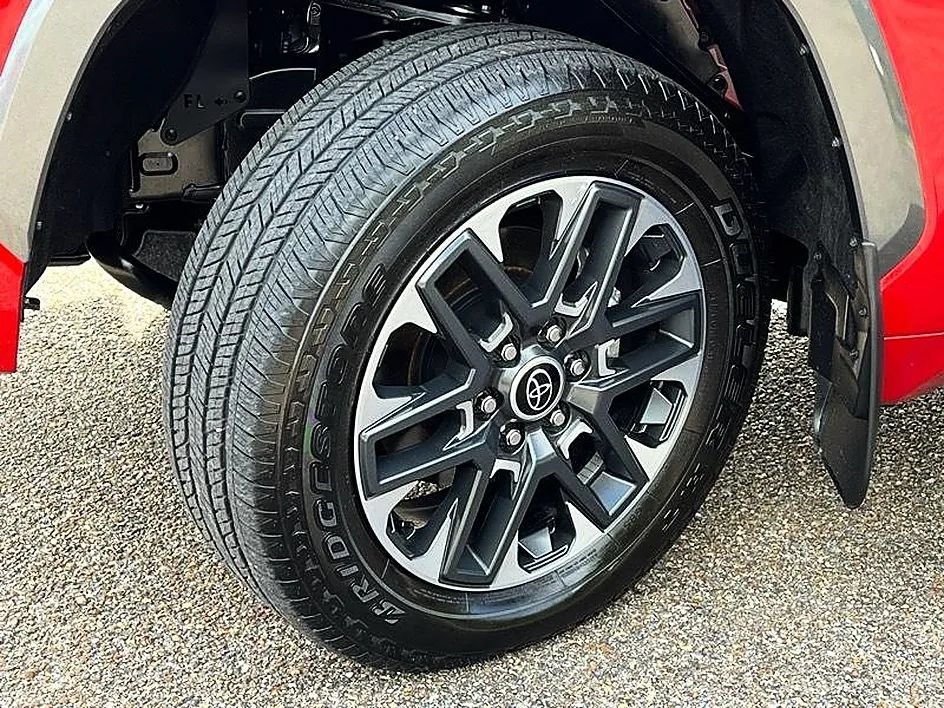 Used 2023 Toyota Tundra Limited AWD/4WD image 49