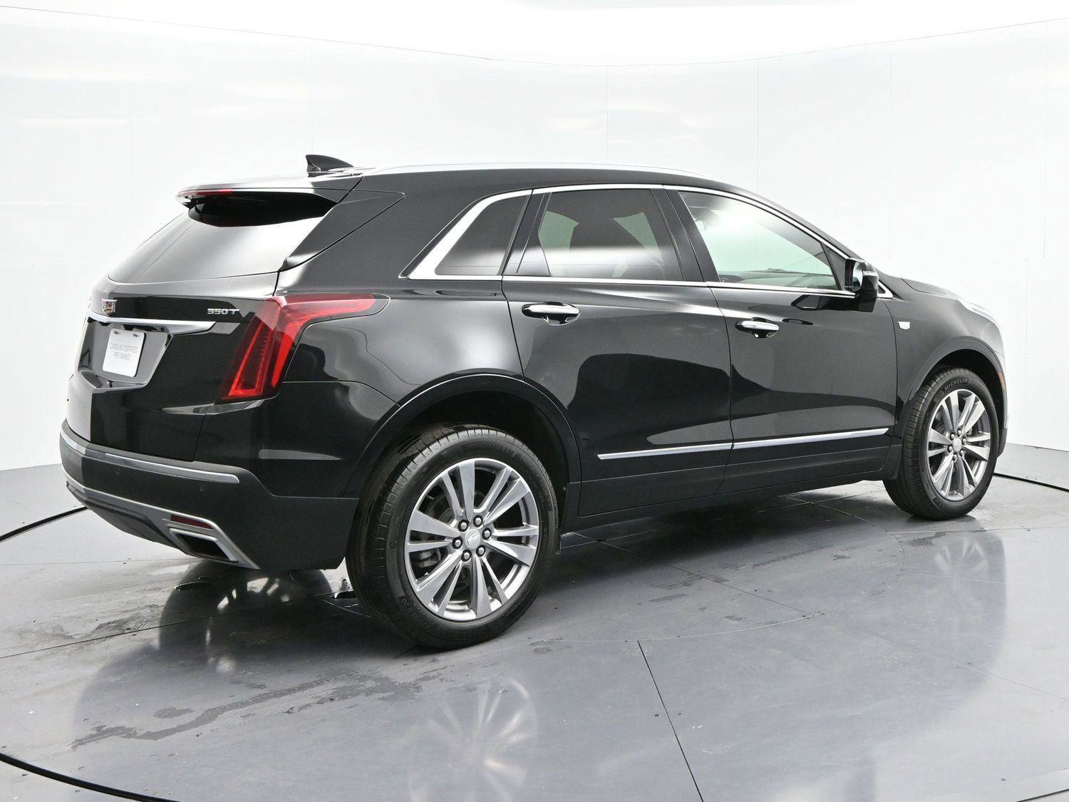 Certified 2025 Cadillac XT5 Premium Luxury image 7