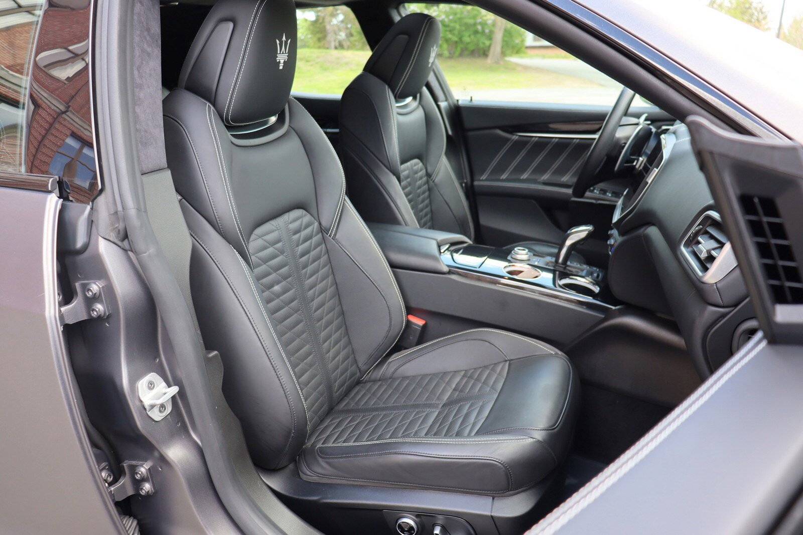 Used 2022 Maserati Ghibli Modena RWD image 19