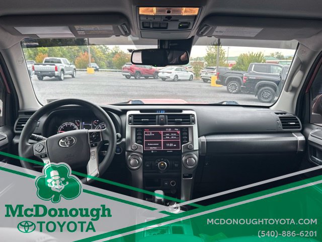 Used 2022 Toyota 4Runner TRD Sport w/ Technology Package AWD/4WD image 10