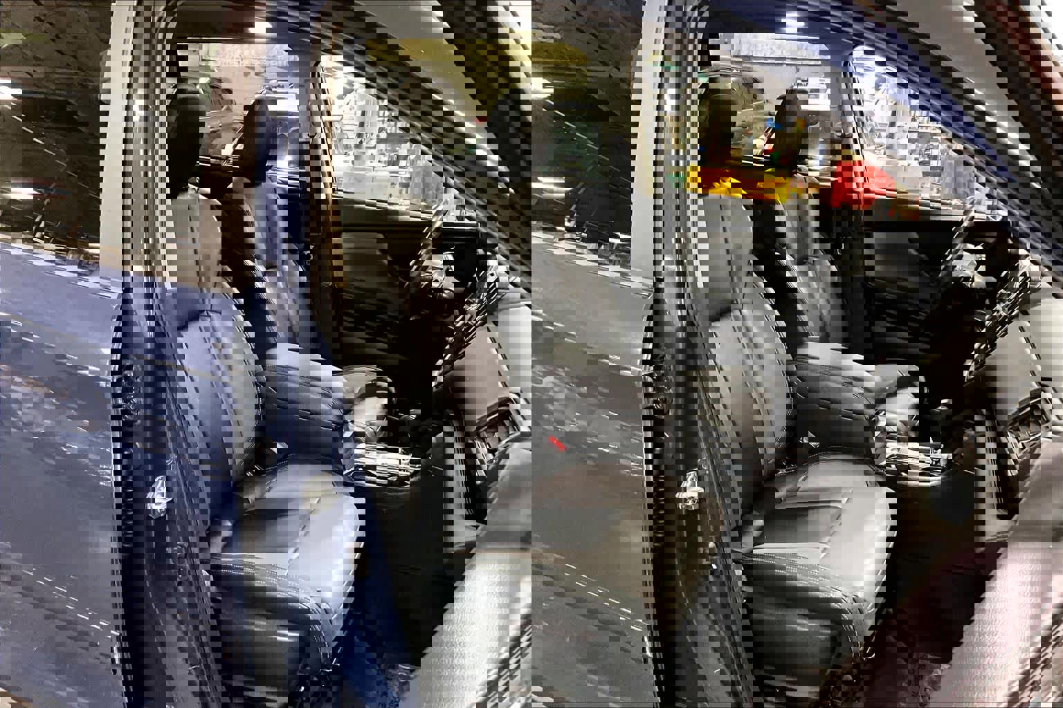 Used 2023 Subaru Ascent Onyx Edition image 9