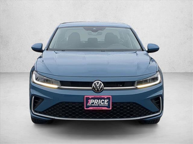 Used 2025 Volkswagen Jetta S video 3