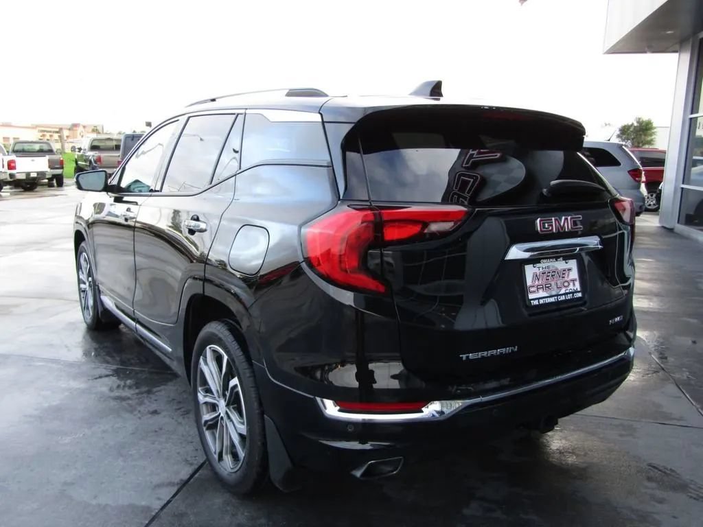 Used 2018 GMC Terrain Denali w/ Comfort Package AWD/4WD image 5