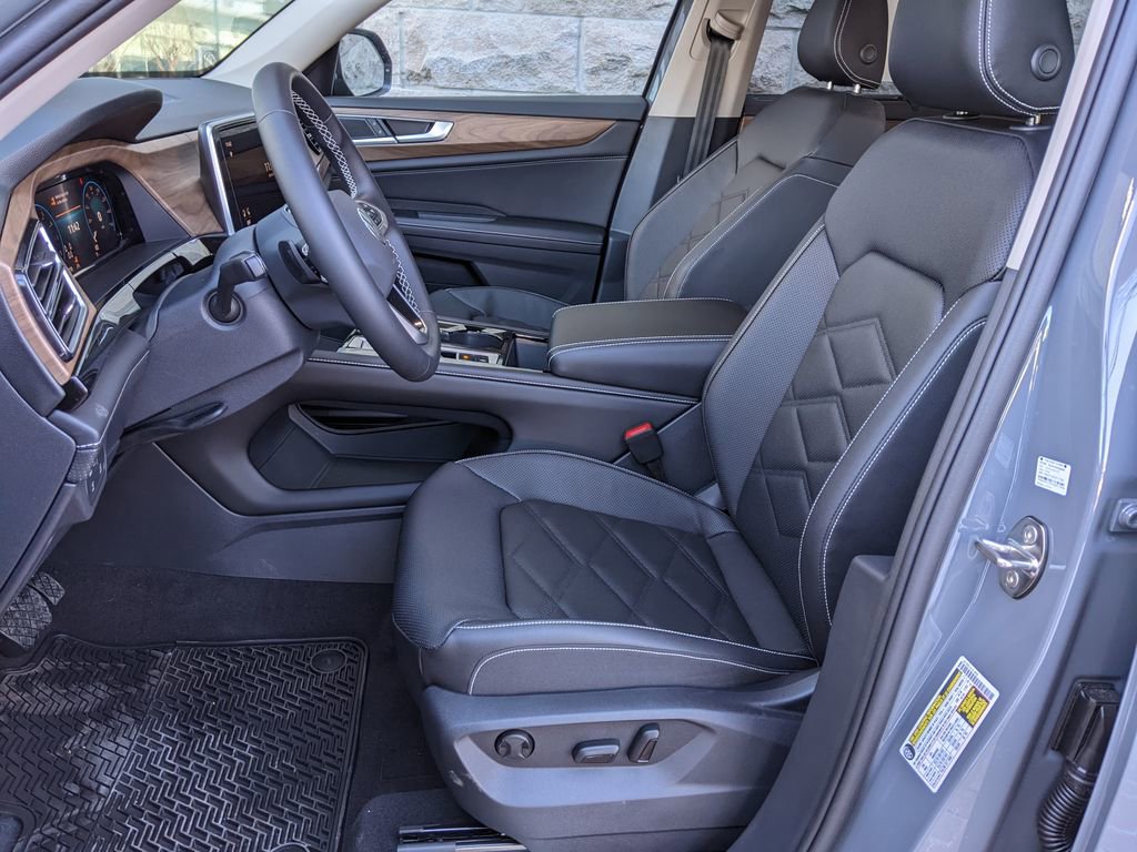 New 2026 Volkswagen Atlas SE image 13