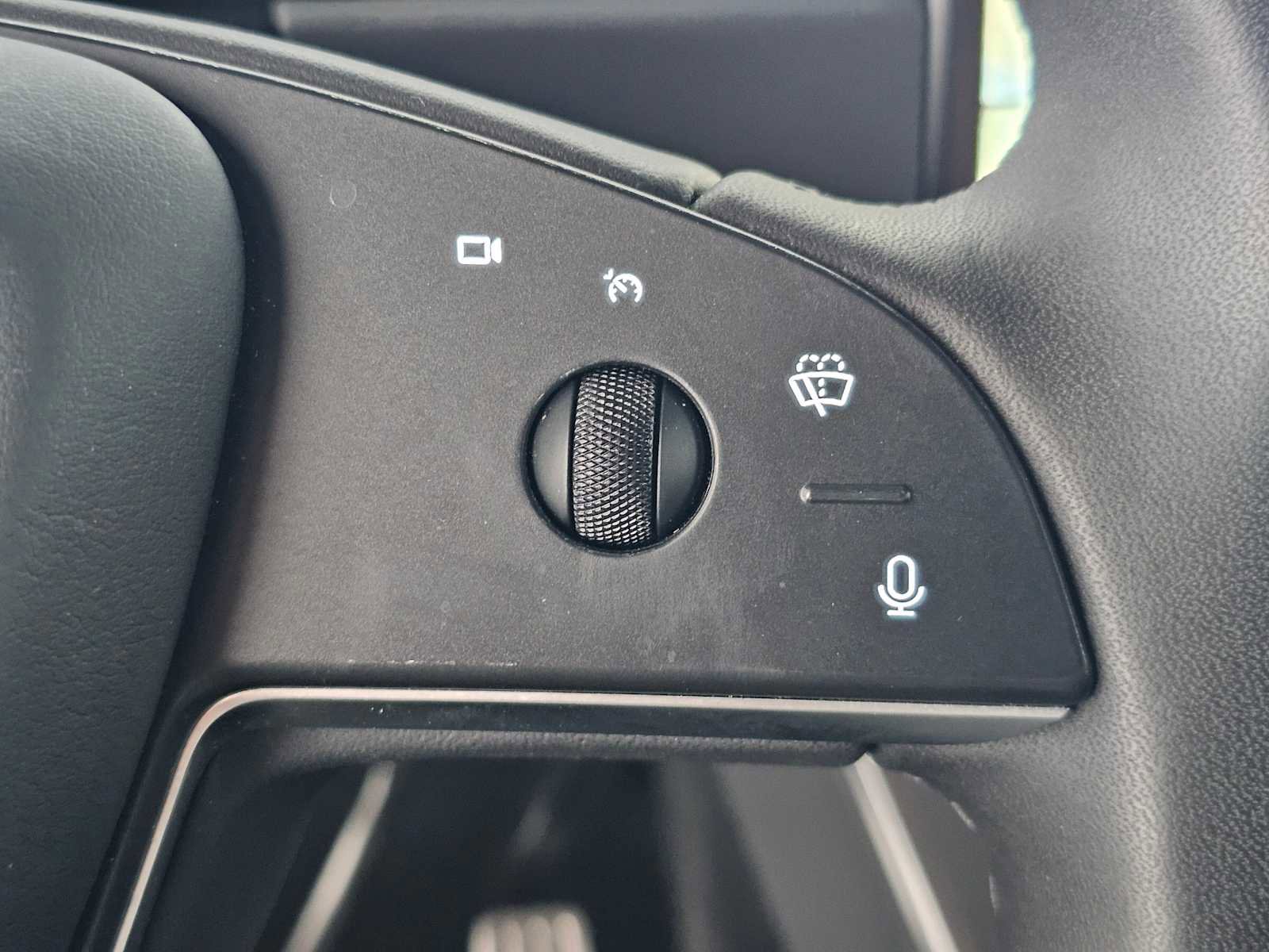 Used 2024 Tesla Model X AWD/4WD image 28