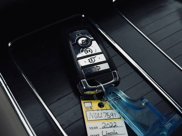 Used 2022 Lincoln Aviator Reserve w/ Equipment Group 201A image 44