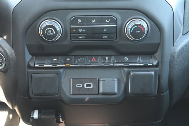 Used 2024 Chevrolet Silverado 1500 Custom Trail Boss w/ LPO, Dark Essentials Package image 18