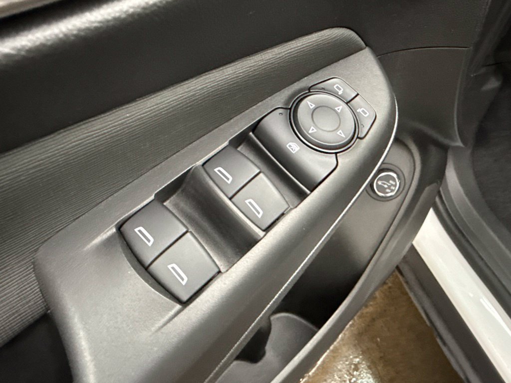 Used 2024 Buick Envista Preferred w/ Convenience I Package FWD image 20