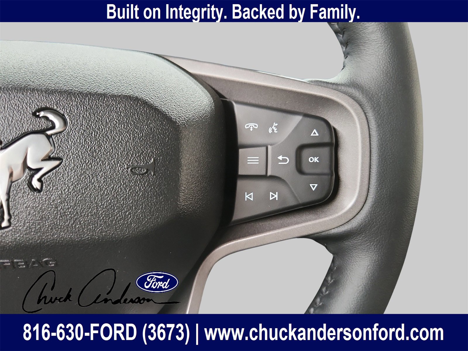 New 2025 Ford Bronco Outer Banks w/ Sasquatch Package image 24