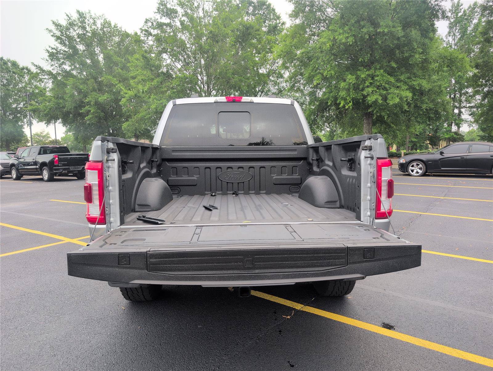 Used 2022 Ford F150 Lariat AWD/4WD image 5