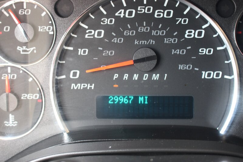Used 2021 Chevrolet Express 2500 Extended w/ Driver Convenience Package RWD image 23