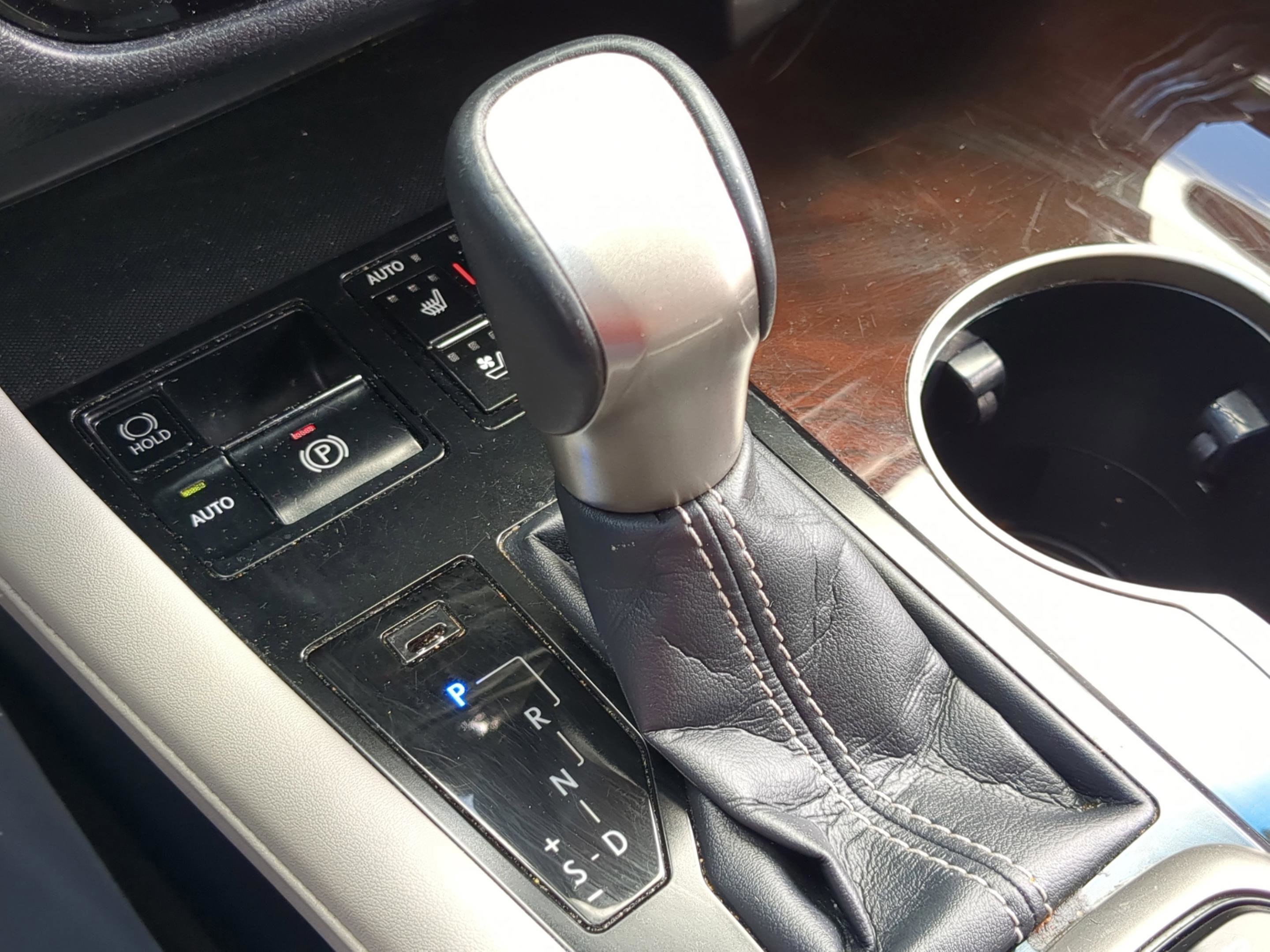 Used 2018 Lexus RX 350 FWD w/ Premium Package image 17