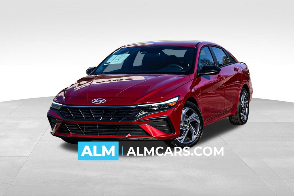 Used 2025 Hyundai Elantra Sport FWD image 1