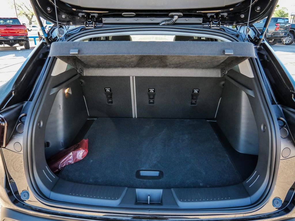 New 2026 Chevrolet Trax ACTIV w/ Driver Confidence Package image 11